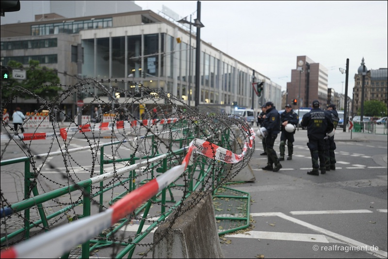 Blockupy Frankfurt: Blockade, Aktion, Demonstration