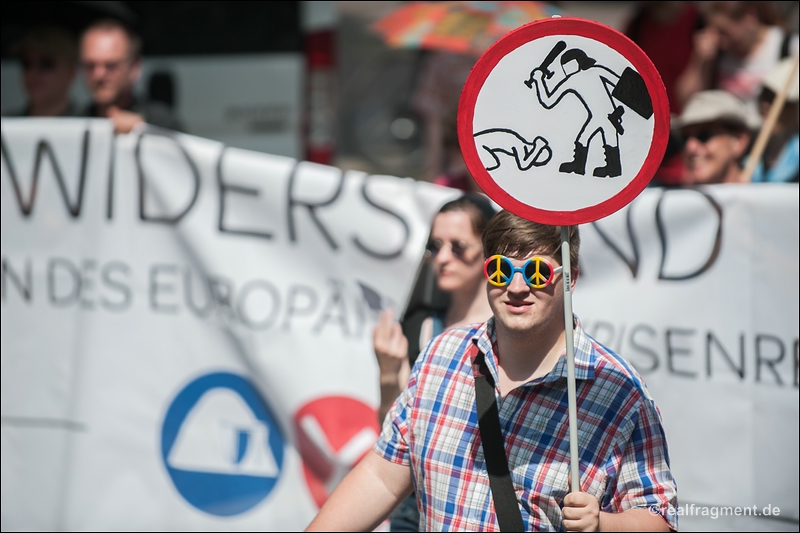 Blockupy Frankfurt - Protest gegen Polizeiaktion