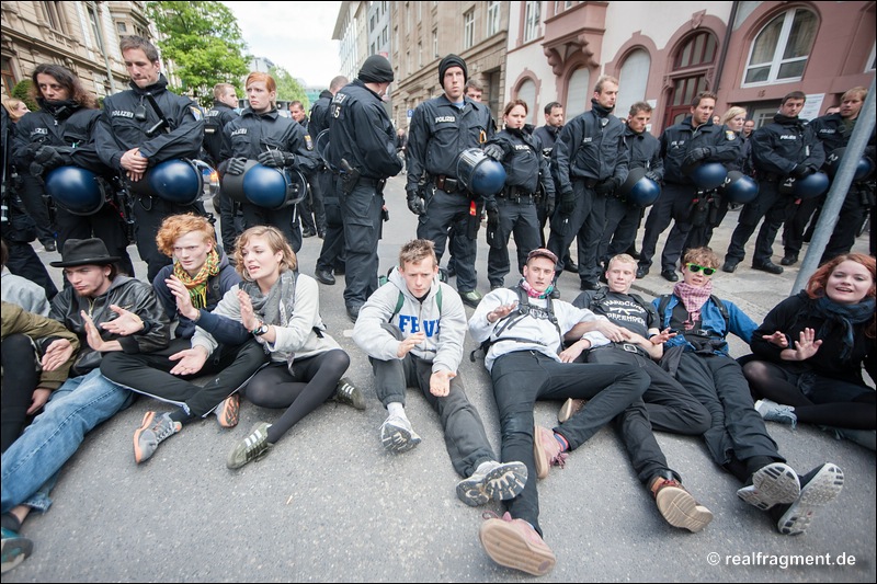 Blockupy FFM: Friedlicher Freitag vor der Großdemo