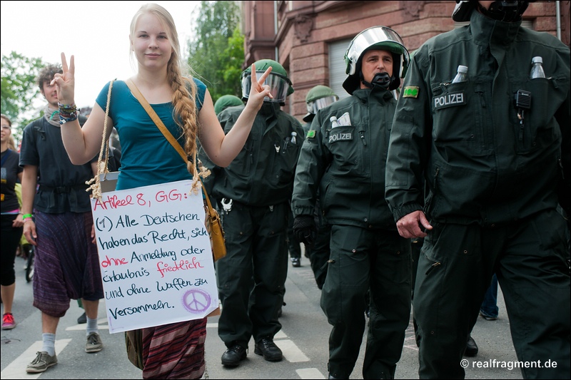 Blockupy FFM: Über 20.000 gegen Finanzkrisenpolitik