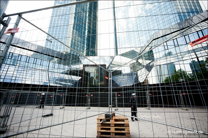 Blockupy FFM: Über 20.000 gegen Finanzkrisenpolitik