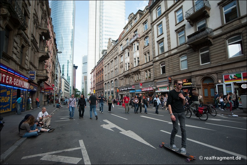 Blockupy FFM: Über 20.000 gegen Finanzkrisenpolitik